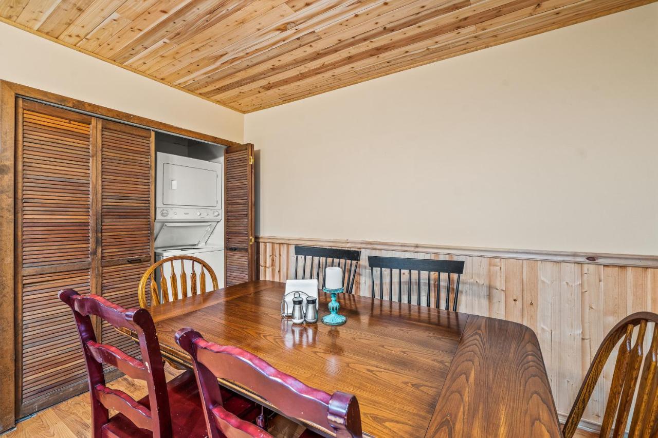 Getaway Condo Warrensburg 外观 照片